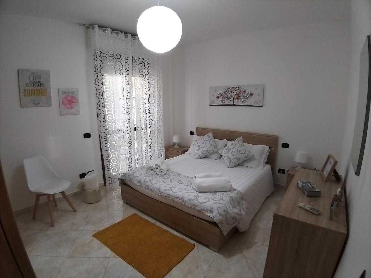 Sophia' S House Appartamento Quartello クアルトゥ・サンテーレナ エクステリア 写真
