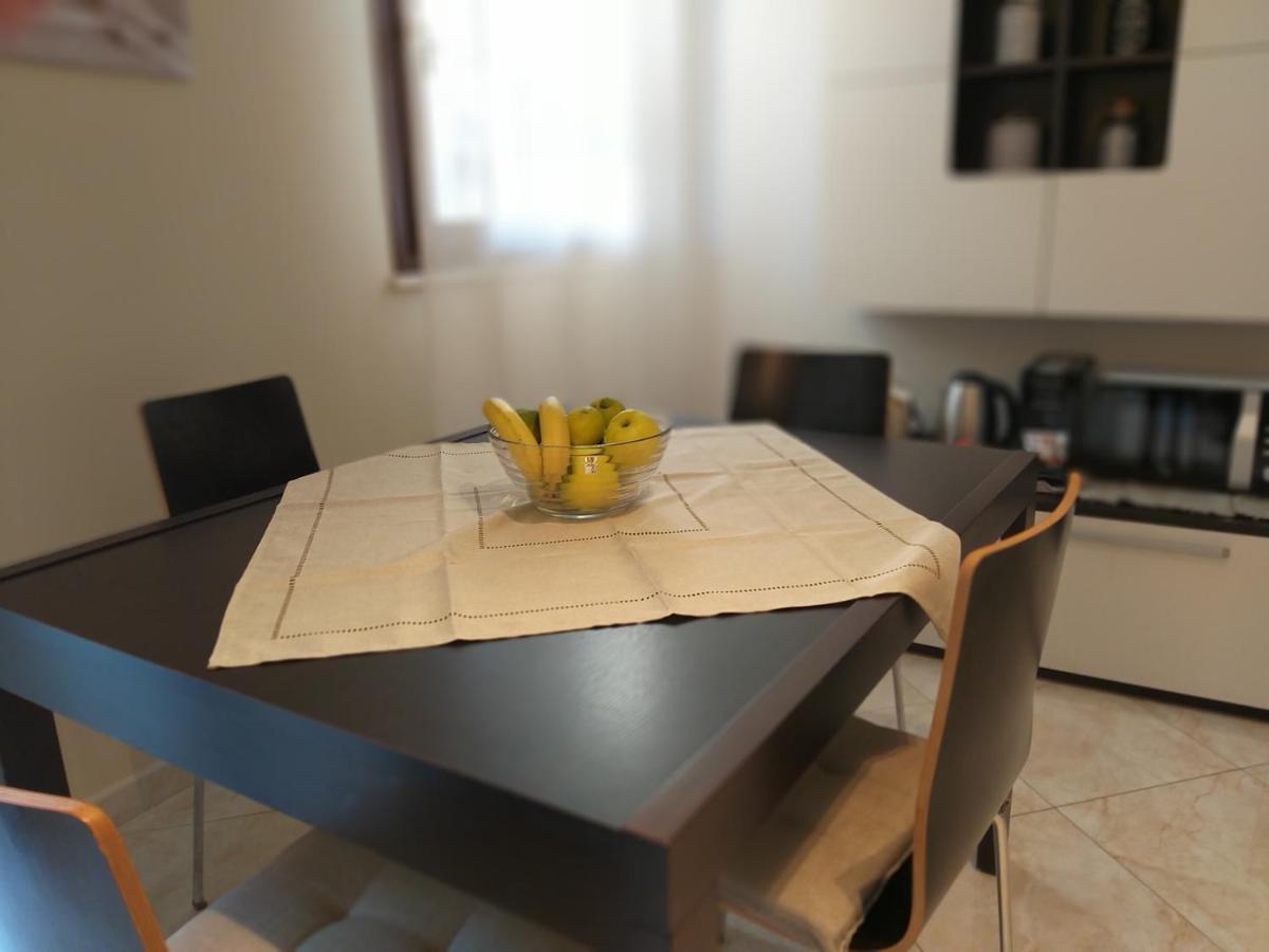 Sophia' S House Appartamento Quartello クアルトゥ・サンテーレナ エクステリア 写真